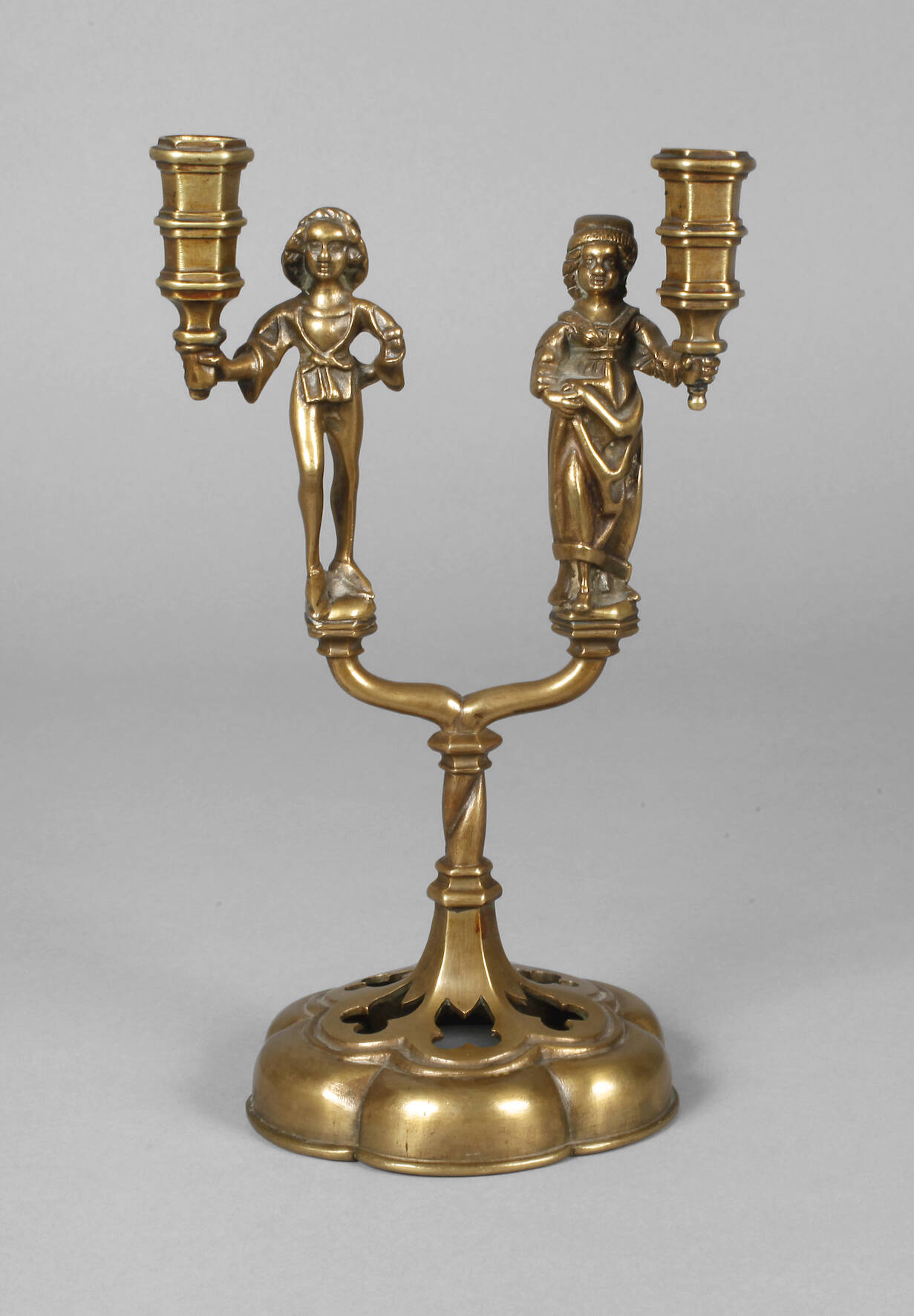 Neogotischer Kerzenleuchter