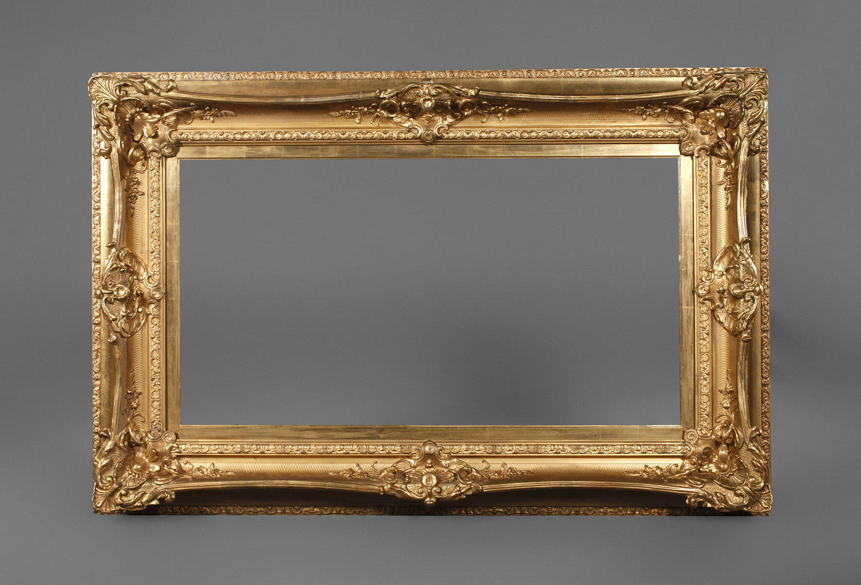 Goldstuckprunkrahmen