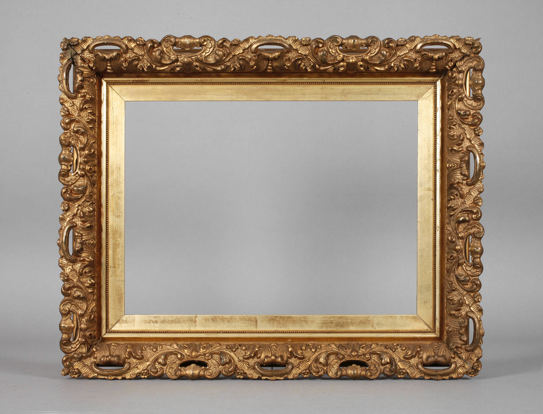 Goldstuckleiste Historismus