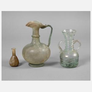 Drei antike Glasvasen