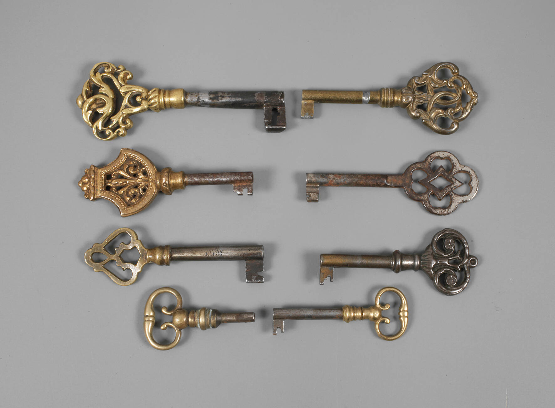 Acht historische Schlüssel