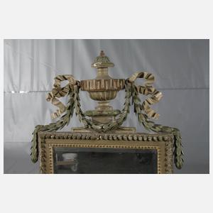 Klassizistischer Wandspiegel
