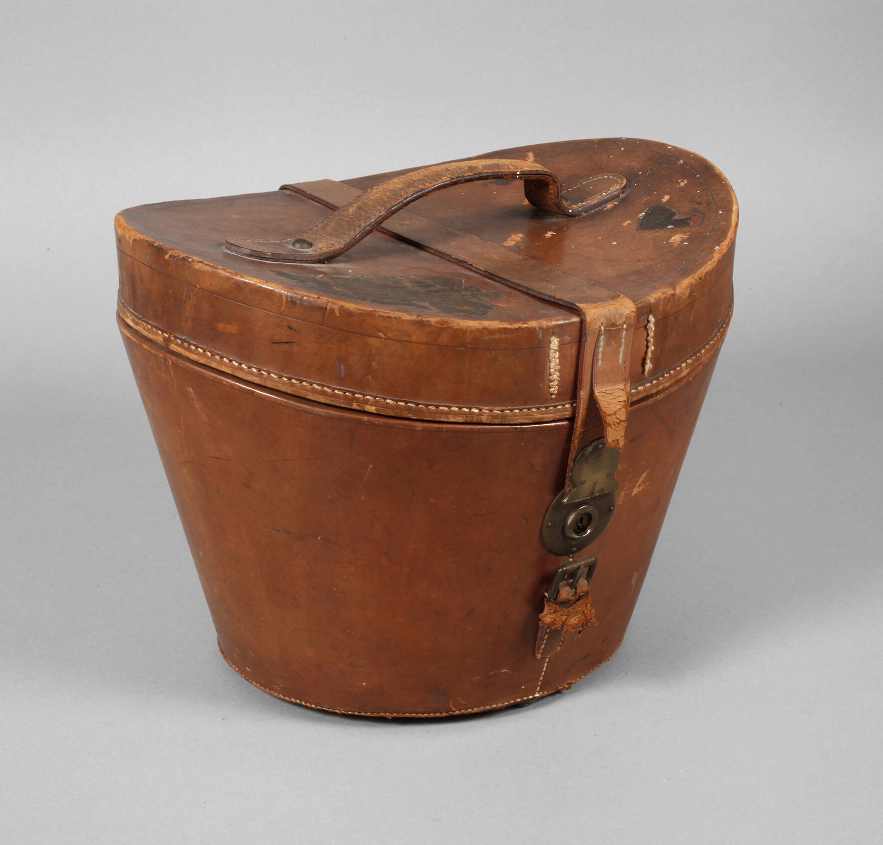 Hutschachtel Kaiserin Auguste Victoria