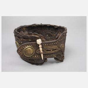 Zwei Hundehalsbänder