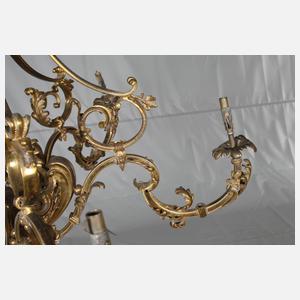 Prächtiger Kronleuchter