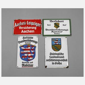 Vier Emailleschilder