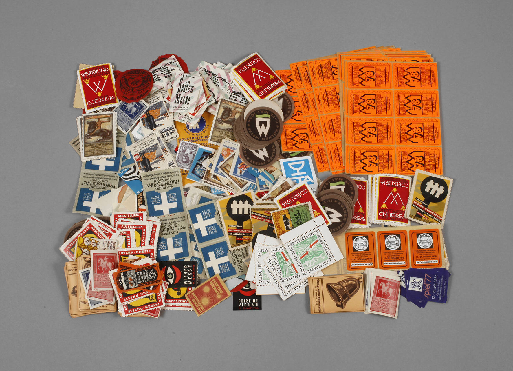 Großes Konvolut Werbemarken