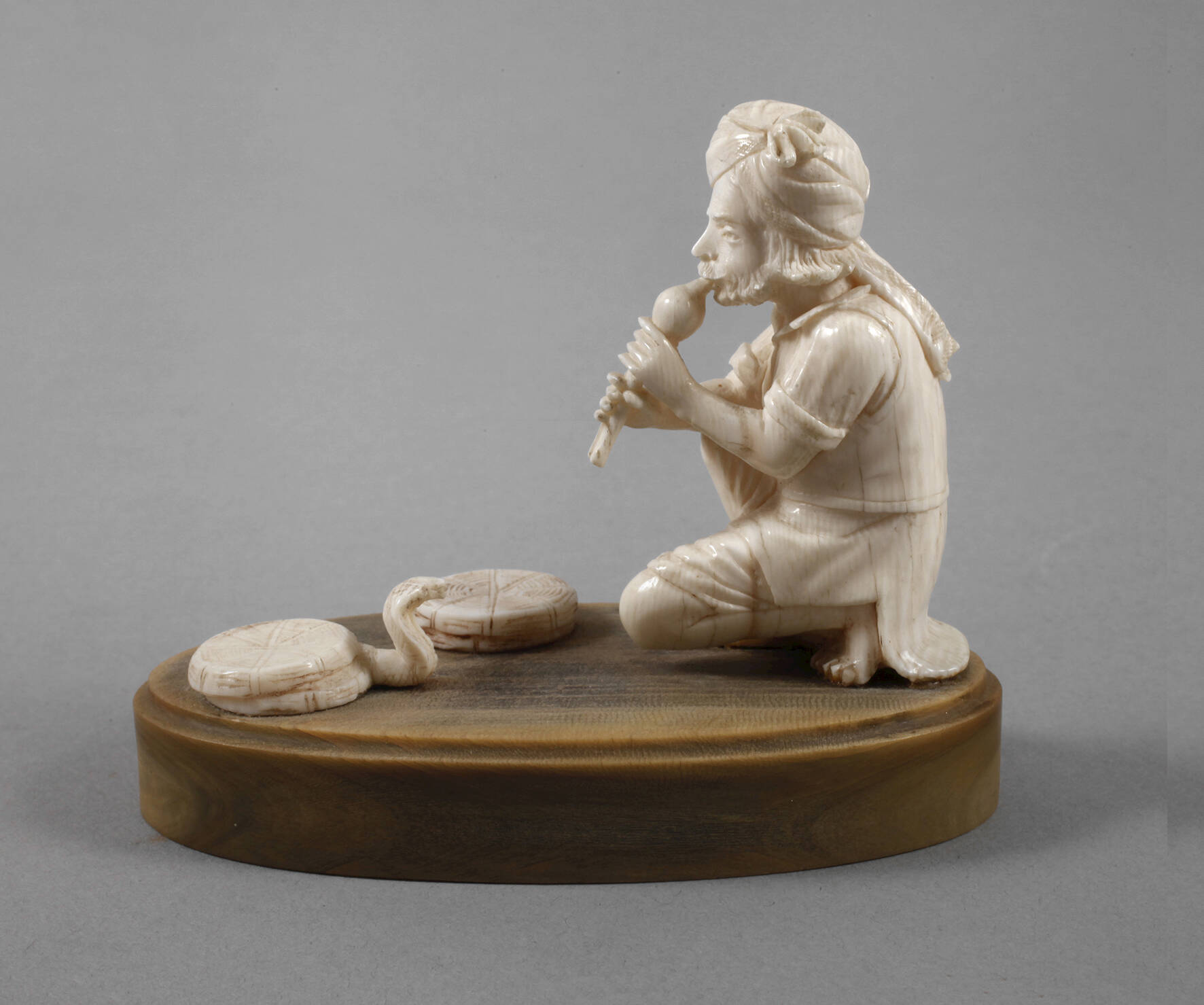 Elfenbeinschnitzerei