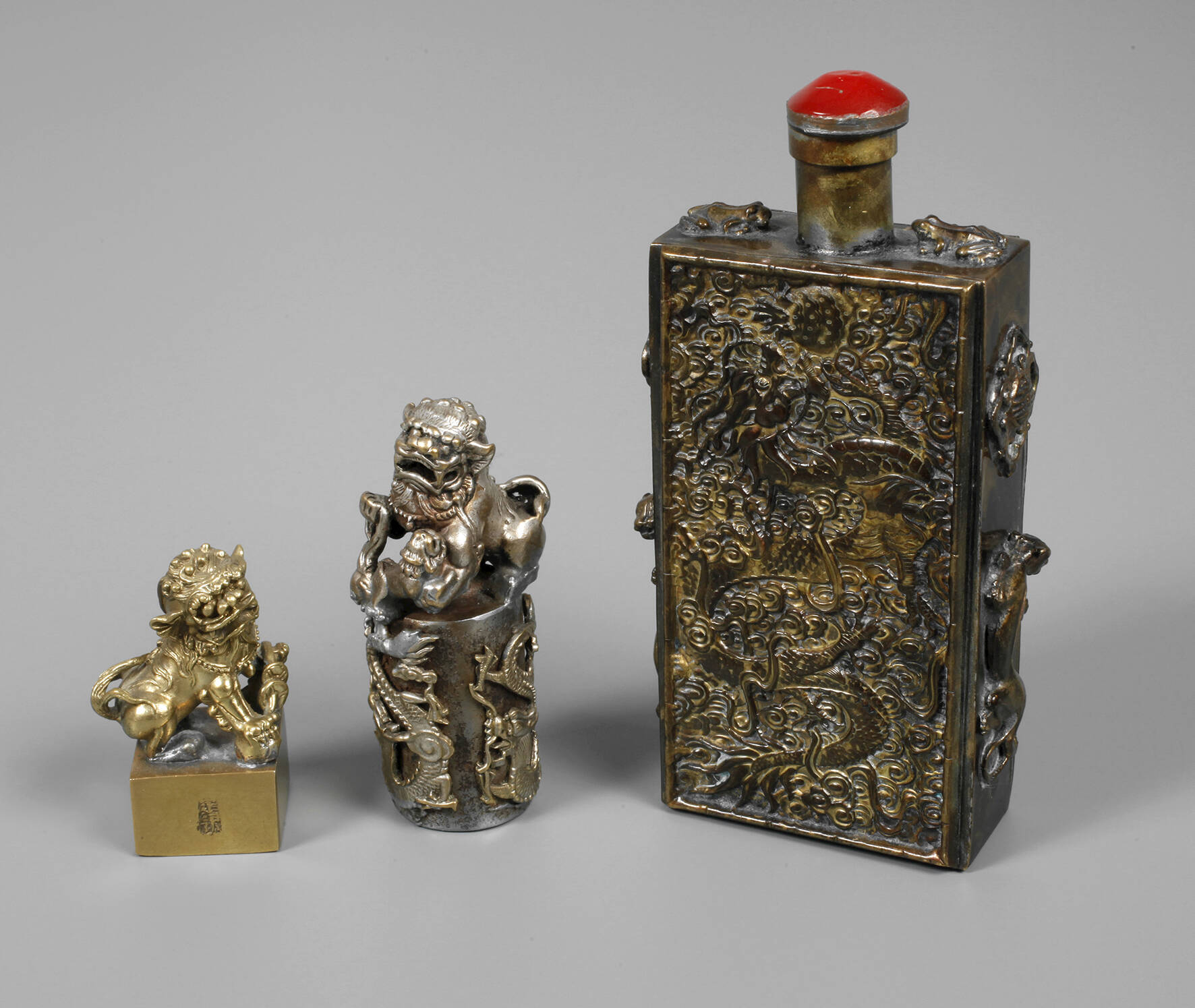 Snuffbottle und zwei Stempel