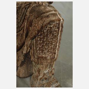 Zwei lebensgroße geschnitzte Figuren