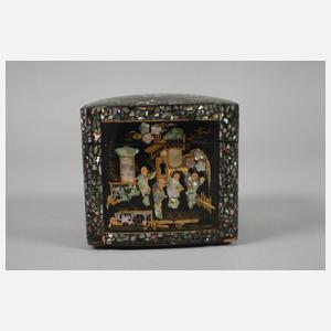 Kleine Lackschatulle