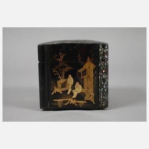 Kleine Lackschatulle