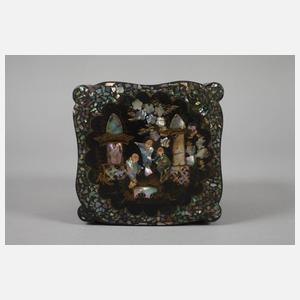 Kleine Lackschatulle