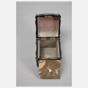 Kleine Lackschatulle