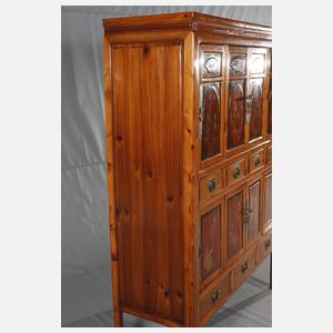 Schrank China
