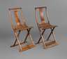 Paar Klappstühle