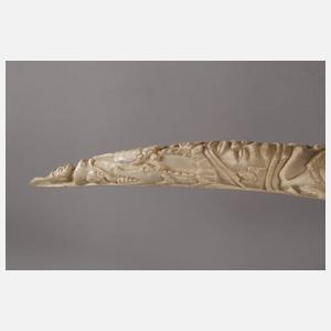 Beschnitzter Stoßzahn