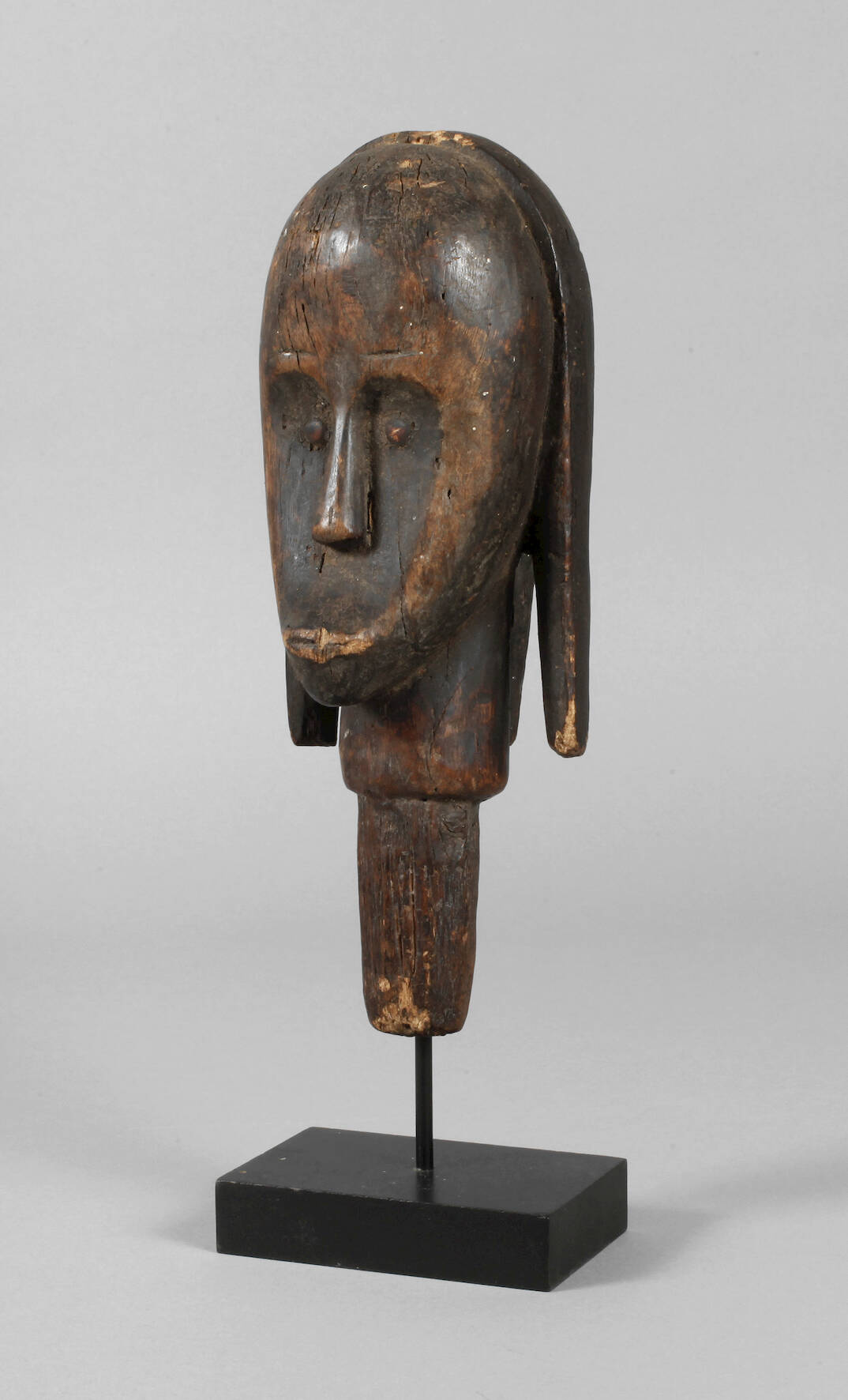 Bekrönung eines Bieri-Reliquiars