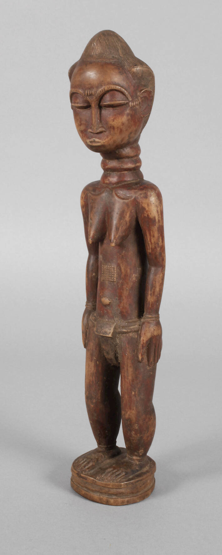 Figürliche Schnitzerei