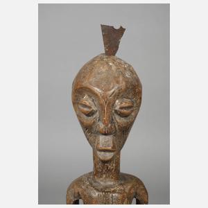 Figürliche Schnitzerei