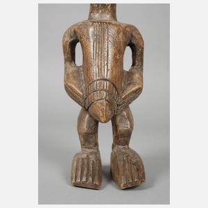 Figürliche Schnitzerei