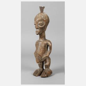 Figürliche Schnitzerei