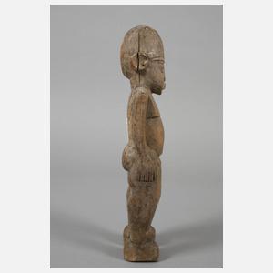 Figürliche Schnitzerei