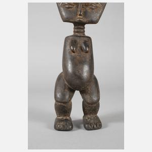 Figürliche Schnitzerei