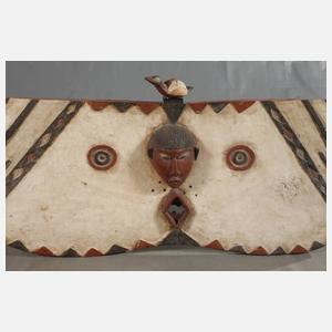 Große Schmetterlingsmaske