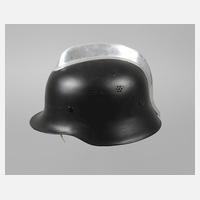 Feuerwehrhelm111