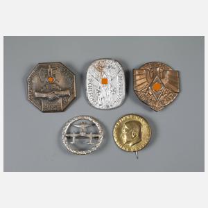 Fünf Kleinabzeichen 3. Reich