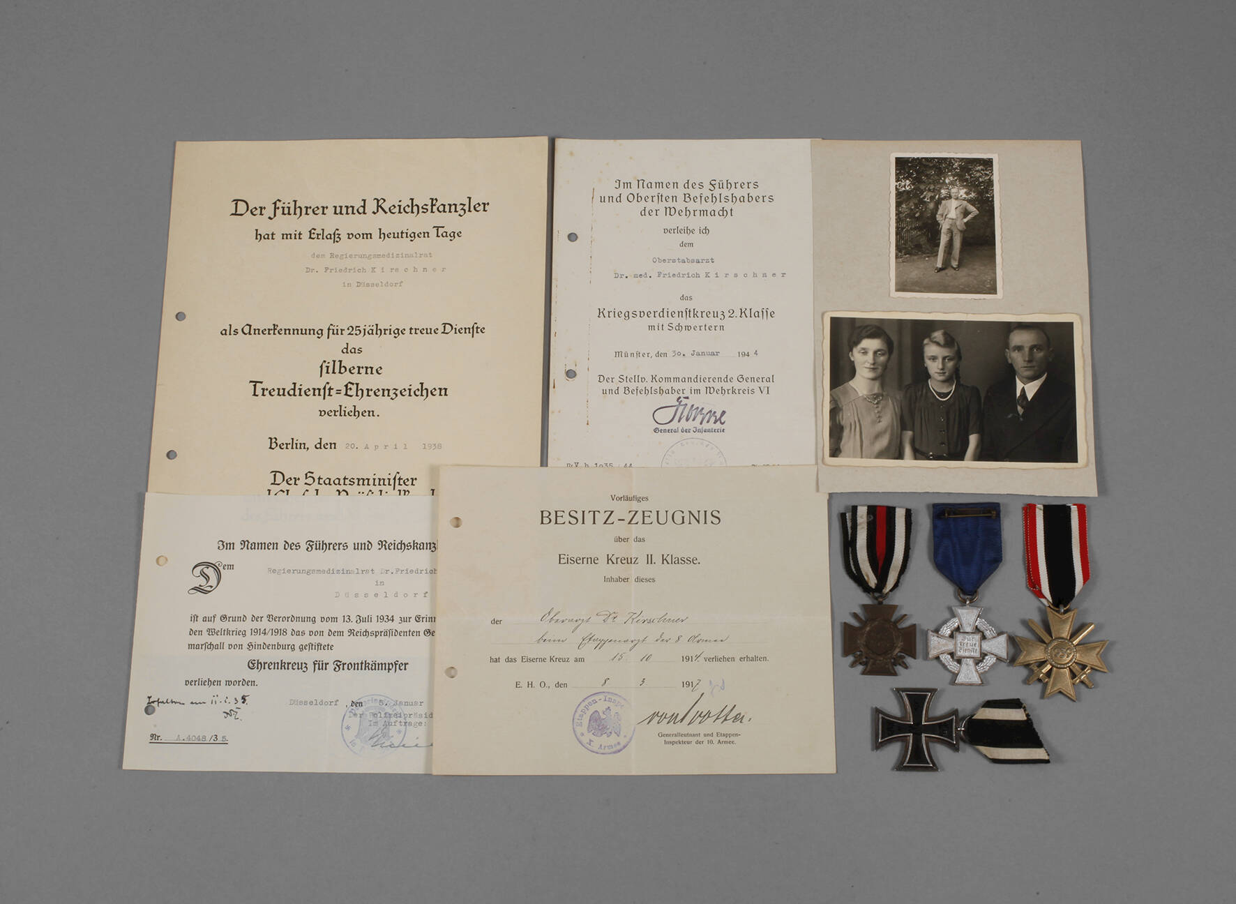 Konvolut Kriegsauszeichnungen