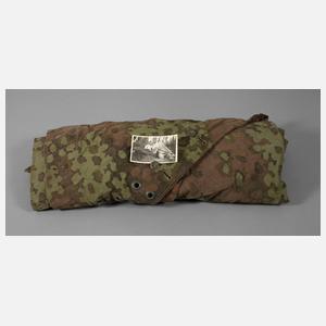 Dreieckplane mit Flecktarnung