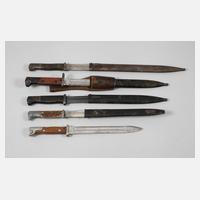 Konvolut fünf Bajonette111