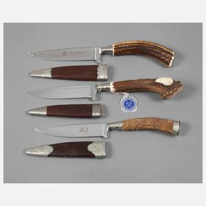 Drei Jagdmesser