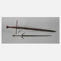 Zwei alte Schwerter111