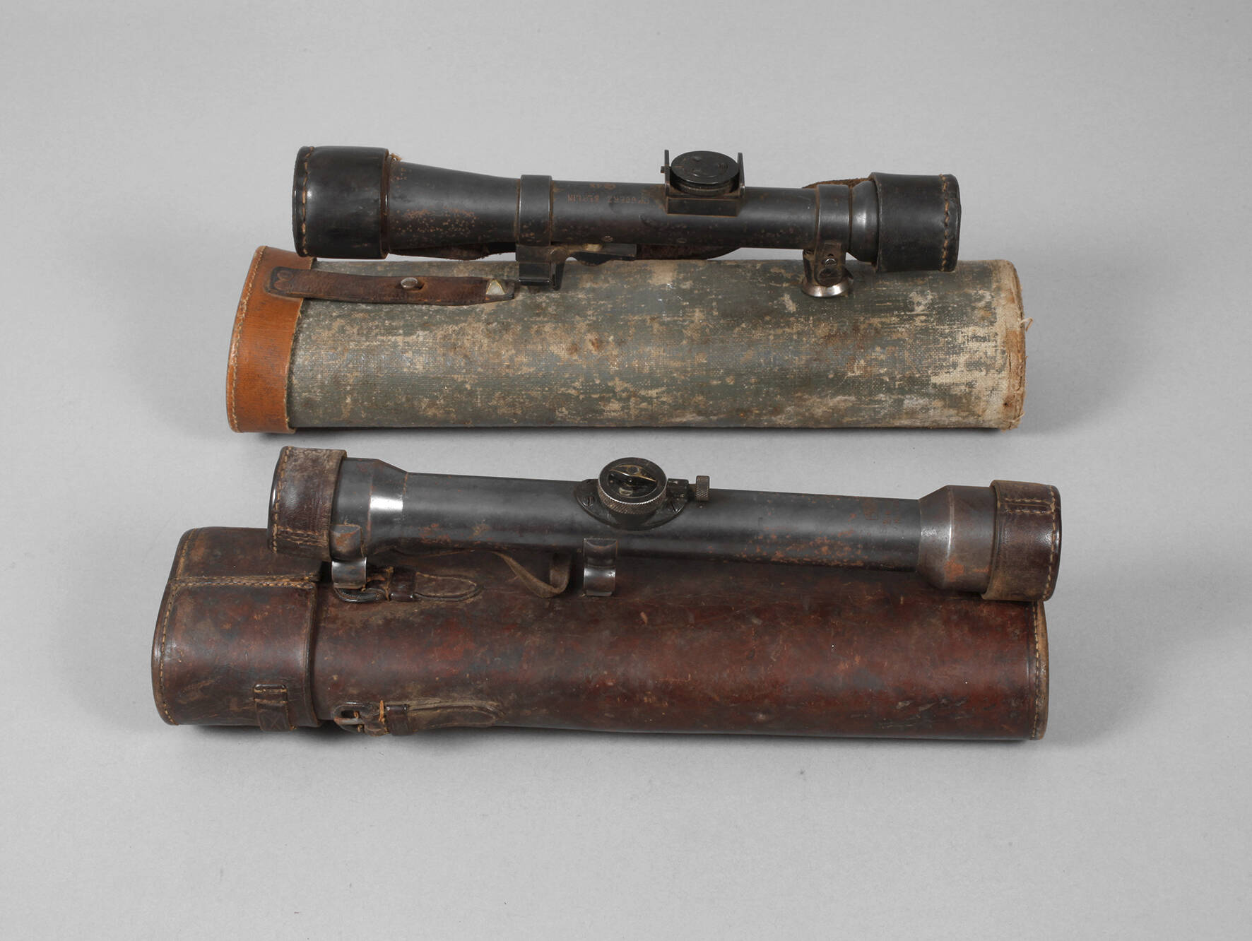 Zwei Zielfernrohre