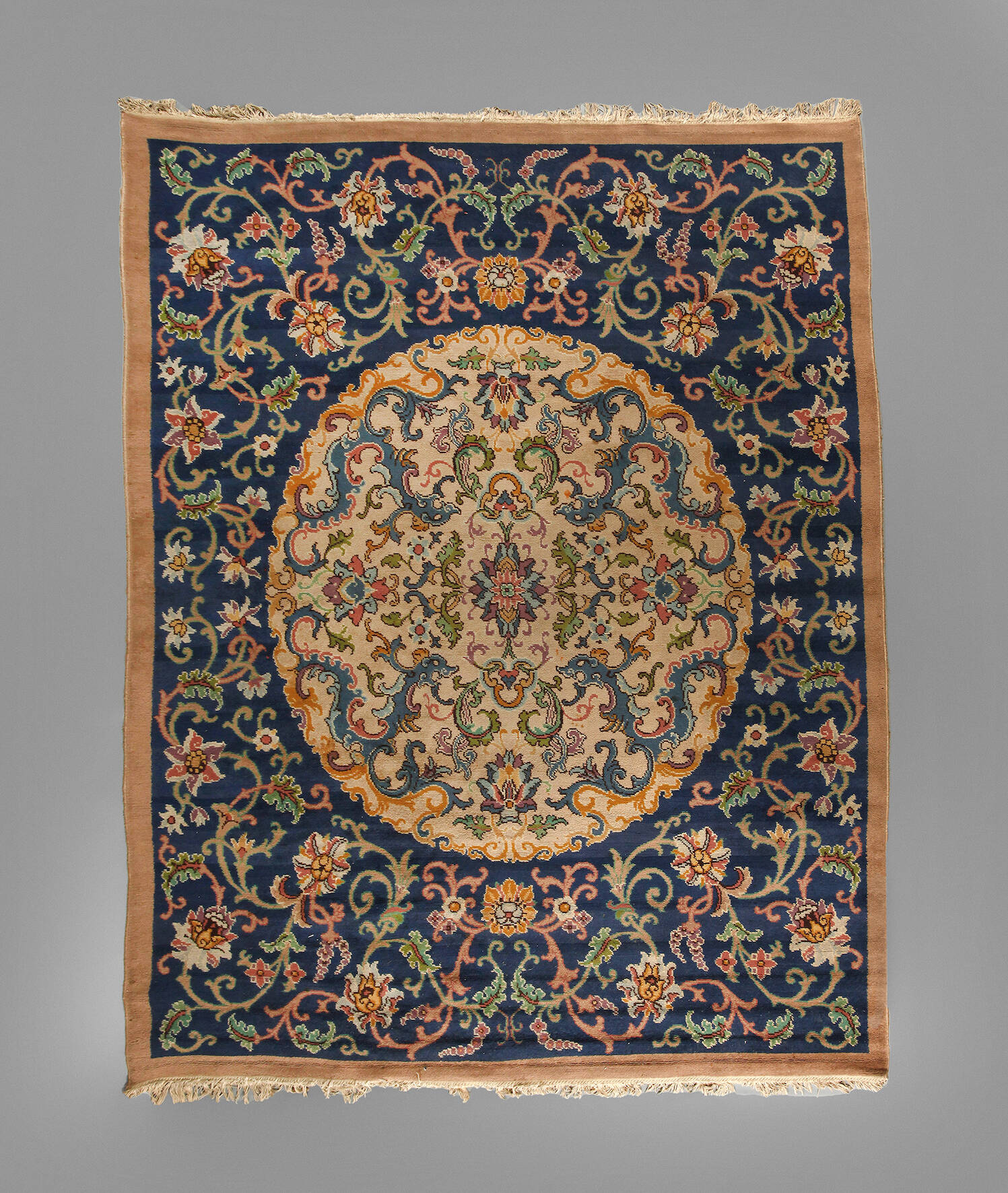 Großer Teppich Art déco