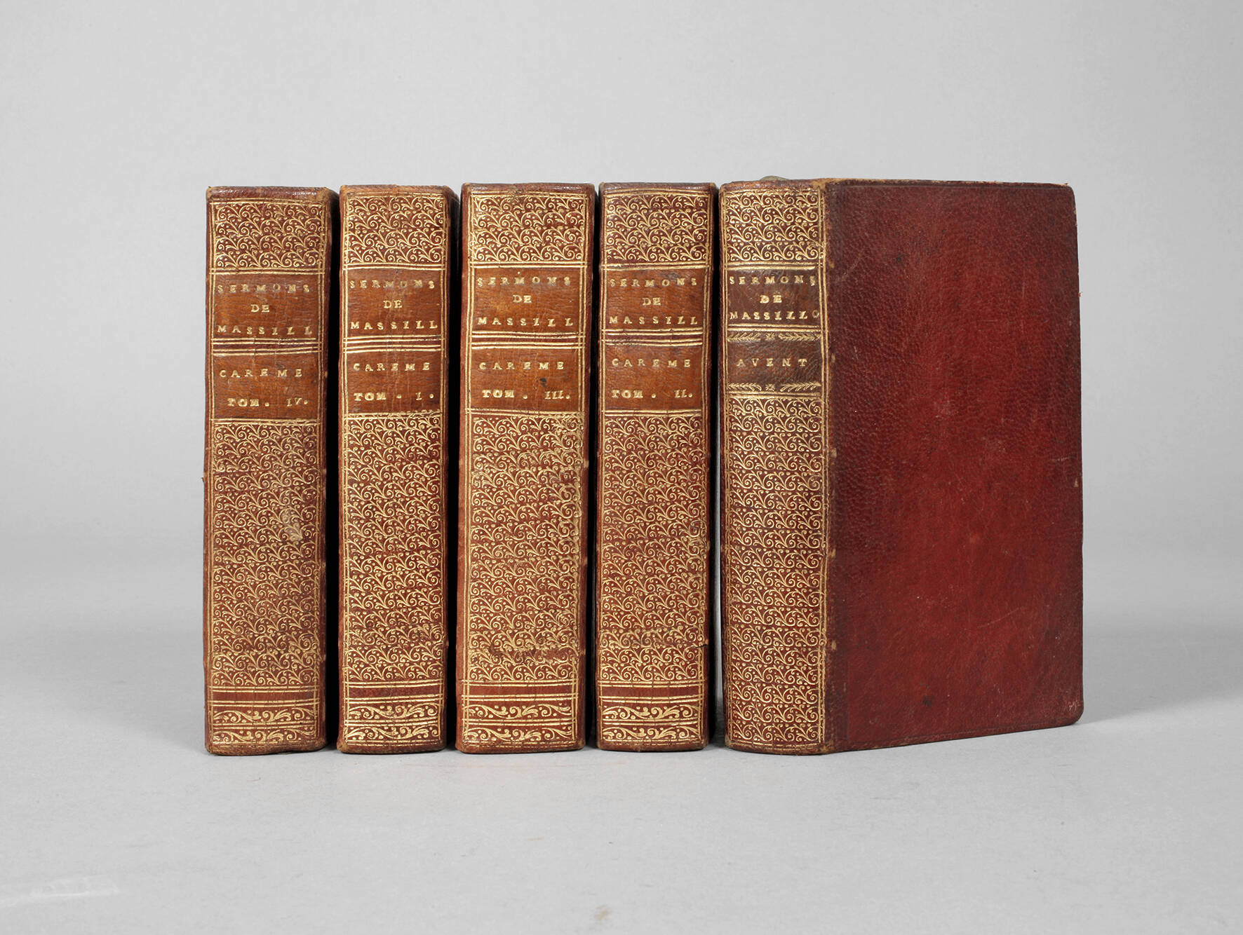 Fünf Bände Sermons de M. Massillon