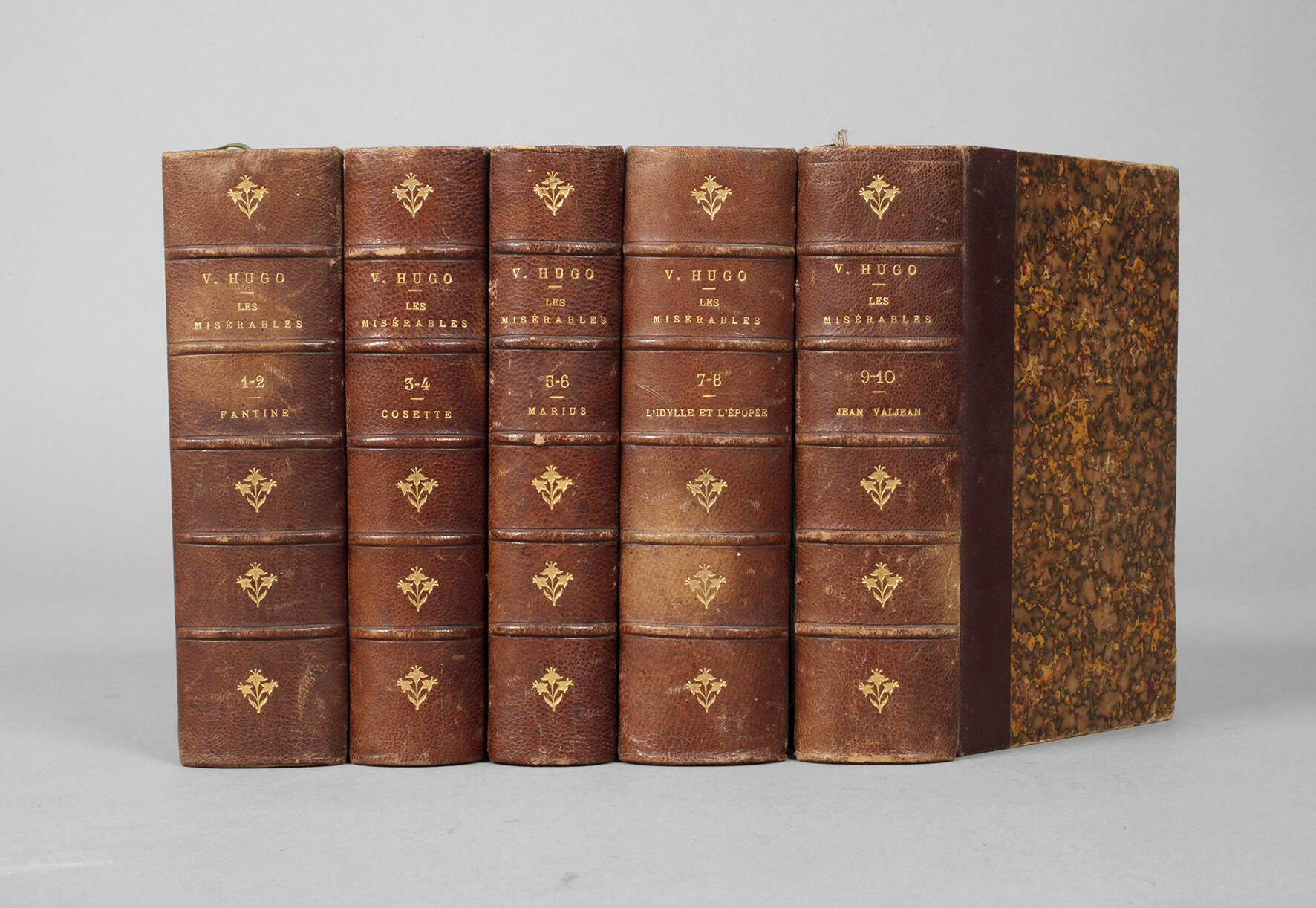 Fünf Bände Les Misérables