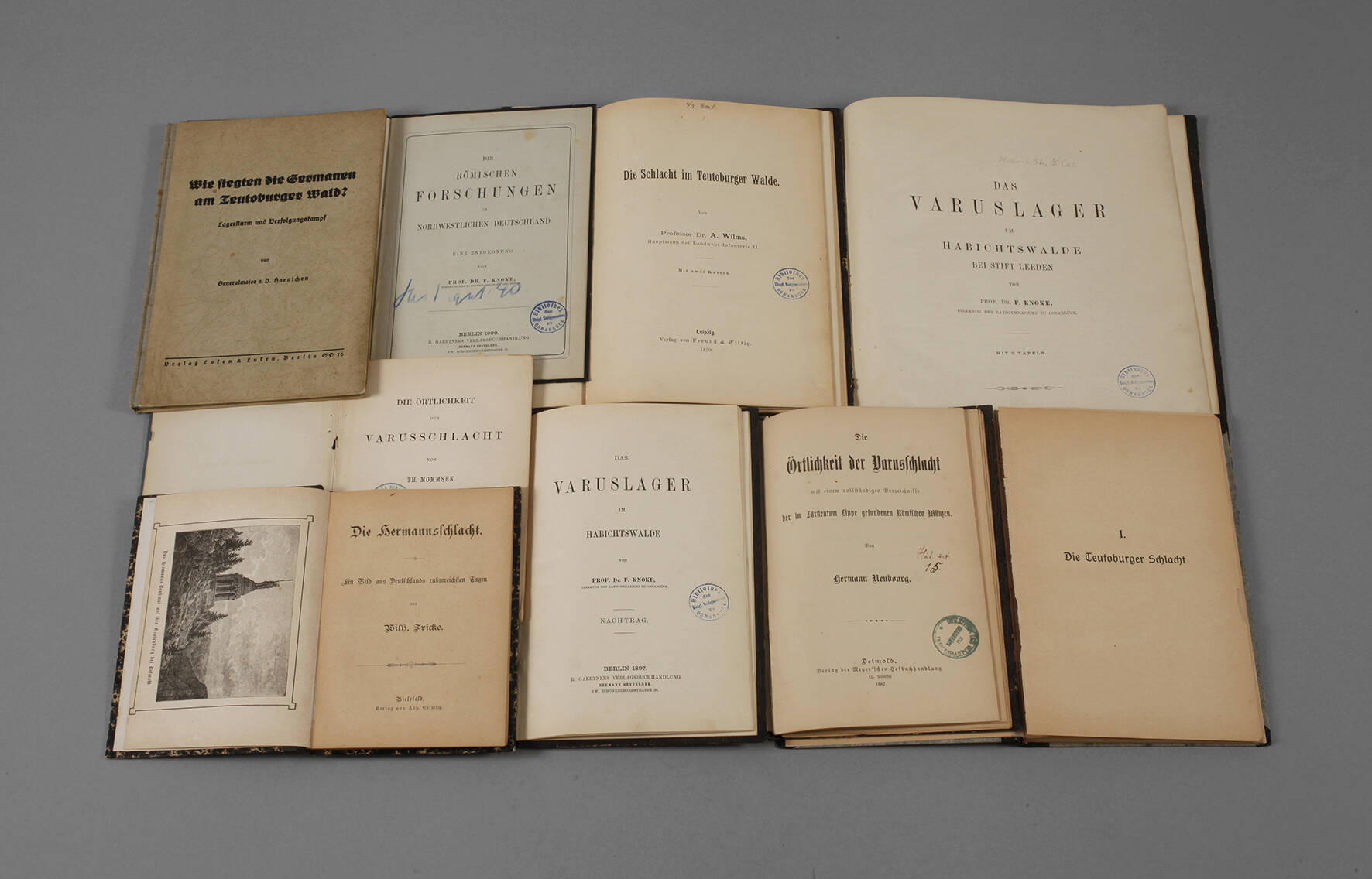 Konvolut Geschichtsbücher zur Varusschlacht