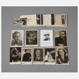 Sammlung Autogrammkarten und Theaterhefte