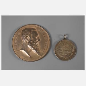 Zwei Medaillen Weltausstellung