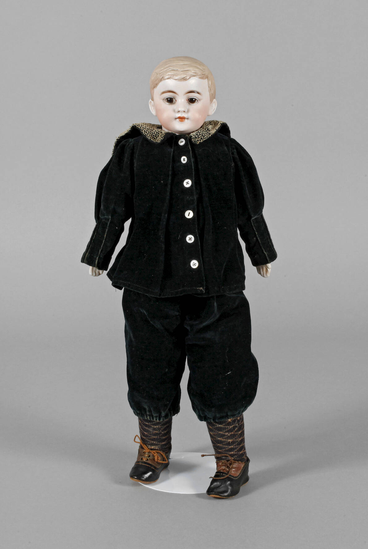 Goebel seltene Porzellankopfpuppe