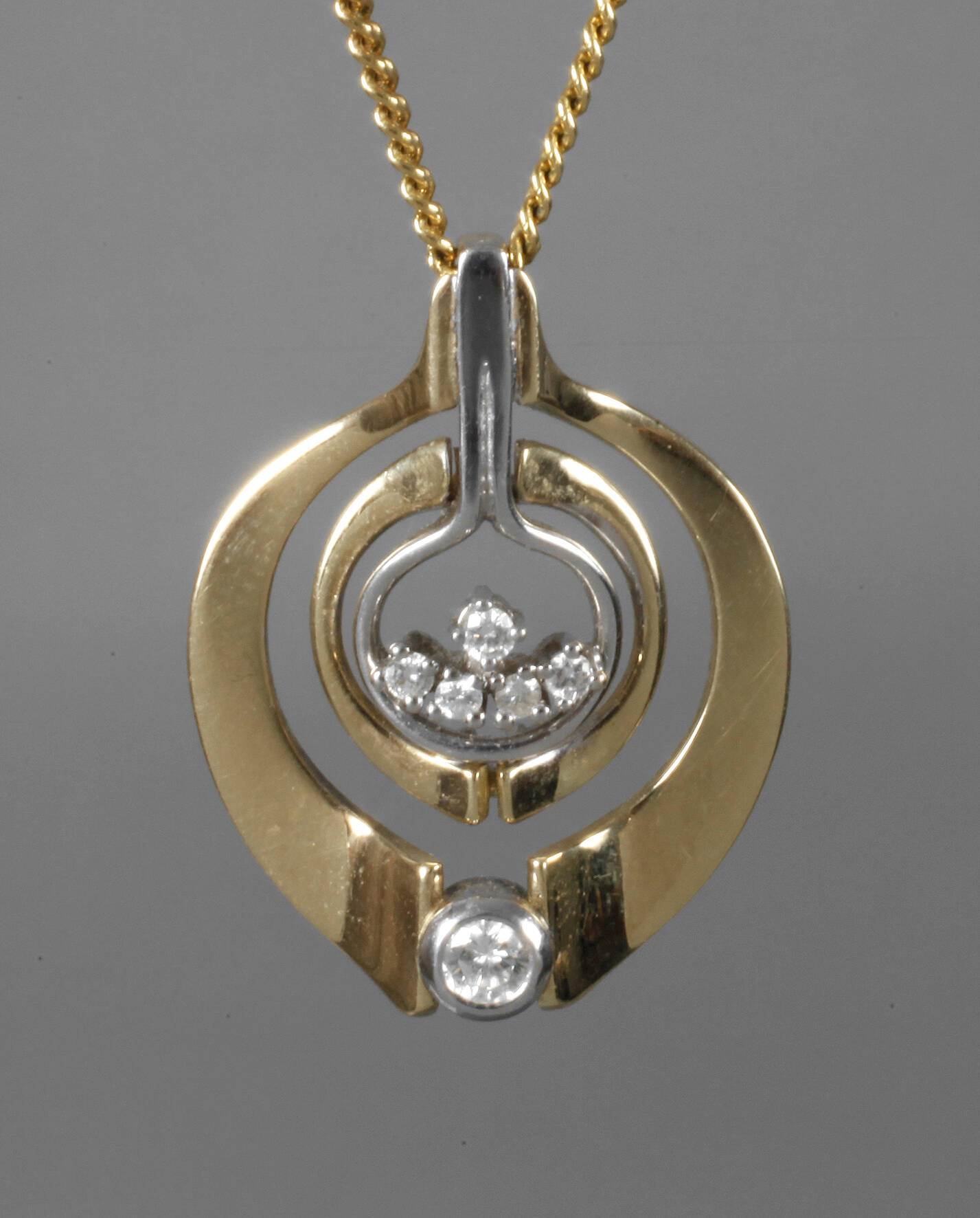 Anhänger mit Brillanten