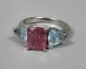Damenring mit Rubin und Aquamarinen