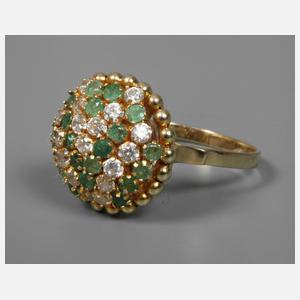 Damenring mit Smaragden
