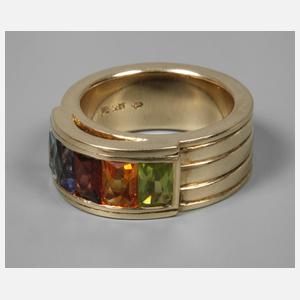 Massiver Ring mit Steinbesatz