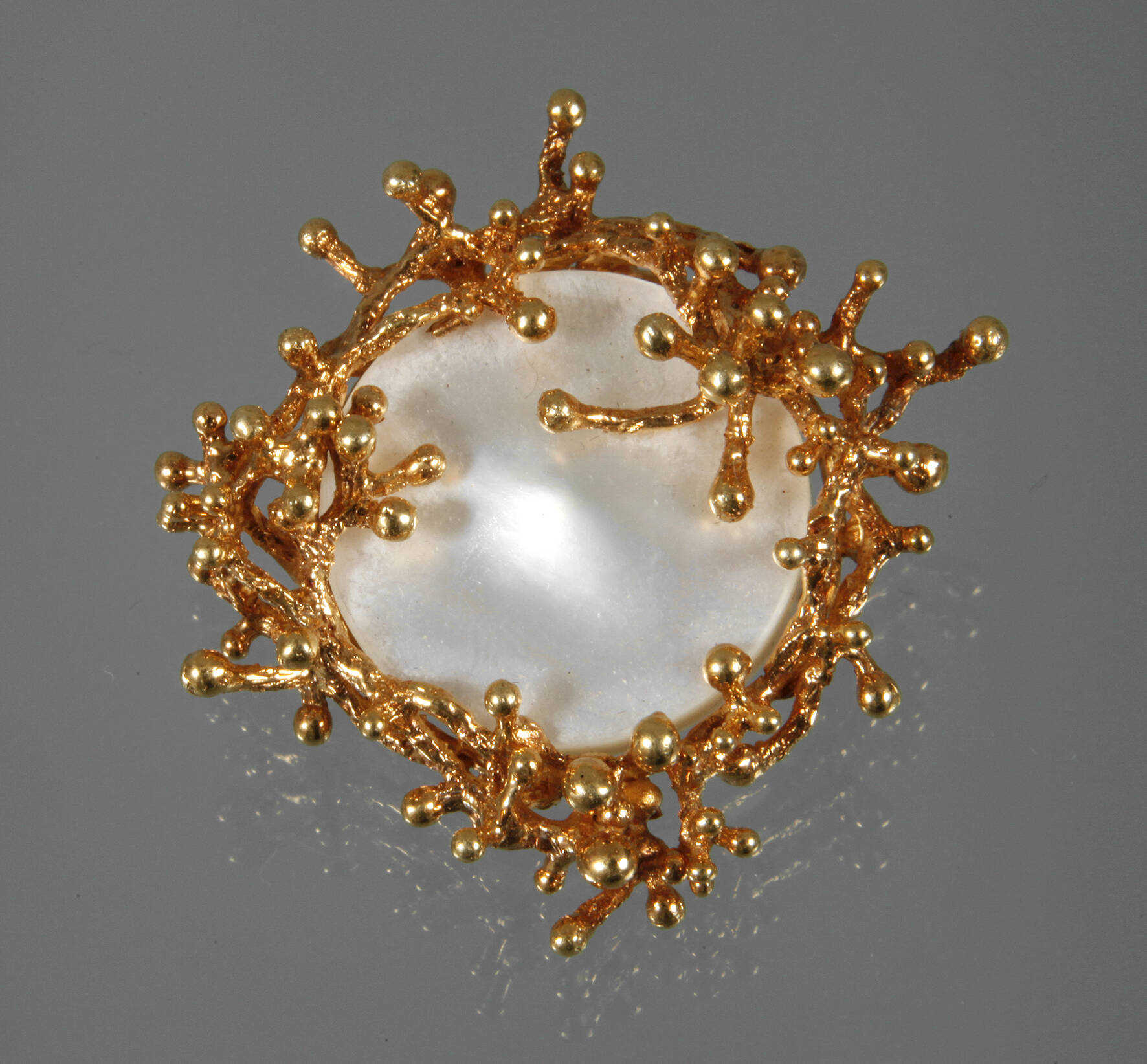 Anhänger mit Perlmutt