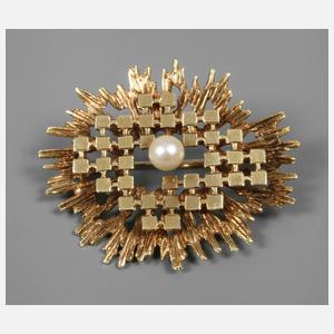 Brosche mit Perle